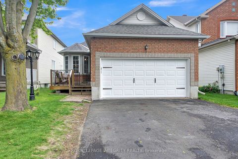 Photo 3 at 22 Halkirk Avenue, Glencairn/Hazeldean, Kanata