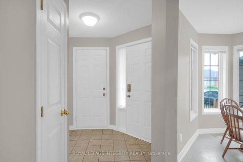 Photo 5 at 22 Halkirk Avenue, Glencairn/Hazeldean, Kanata