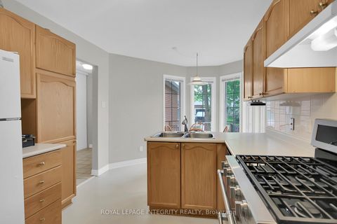 Photo 9 at 22 Halkirk Avenue, Glencairn/Hazeldean, Kanata