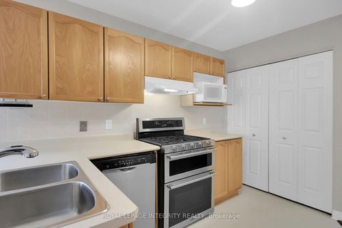 Photo 10 at 22 Halkirk Avenue, Glencairn/Hazeldean, Kanata