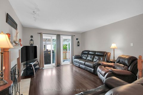 Photo 27 at 22 Halkirk Avenue, Glencairn/Hazeldean, Kanata