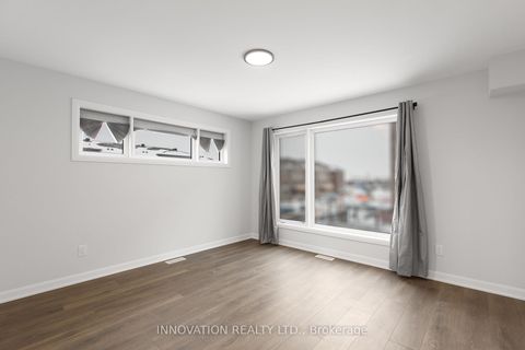 Photo 3 at 32 - 301 GLENROY GILBERT Drive, Nepean (Strandherd), Ottawa