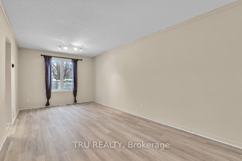 Photo 7 at 40 Baton Court, Katimavik, Kanata