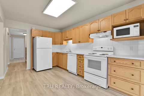 Photo 14 at 40 Baton Court, Katimavik, Kanata