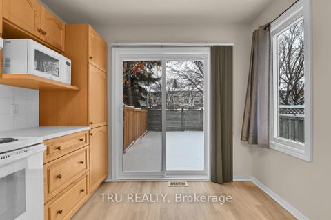 Photo 15 at 40 Baton Court, Katimavik, Kanata