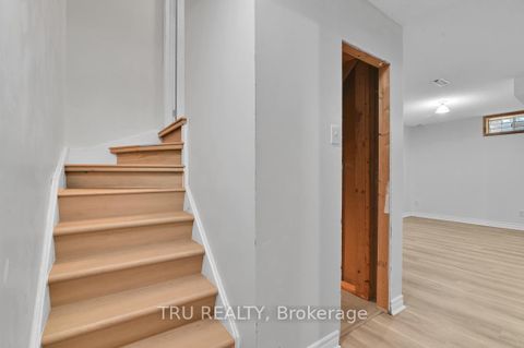 Photo 32 at 40 Baton Court, Katimavik, Kanata