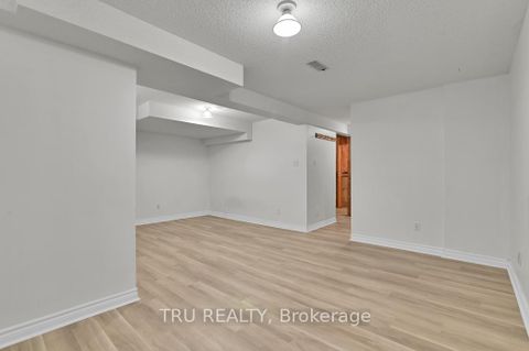 Photo 36 at 40 Baton Court, Katimavik, Kanata