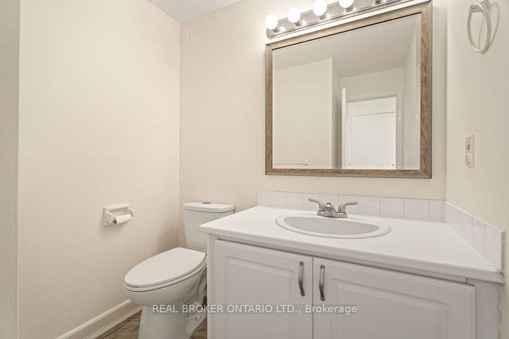 Photo 10 at 99 Queensline Drive, Nepean (Bruce Farm/Graham Park/Qualicum/Bellands), Ottawa