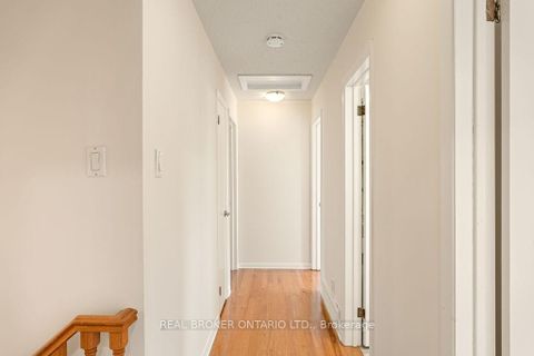 Photo 13 at 99 Queensline Drive, Nepean (Bruce Farm/Graham Park/Qualicum/Bellands), Ottawa