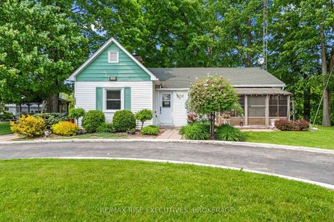 Photo 1 at 204 R33, Rideau Lakes (Bastard) Twp, Rideau Lakes