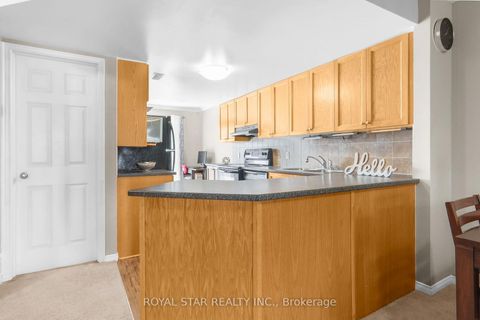 Photo 5 at 258 Meadowbreeze Drive, Emerald Meadows/Trailwest, Kanata