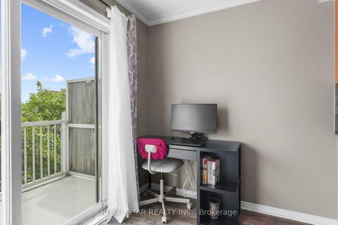 Photo 10 at 258 Meadowbreeze Drive, Emerald Meadows/Trailwest, Kanata