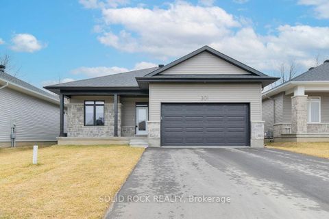 Photo 1 at 301 Wood Avenue, SMITHS FALLS, Smiths Falls