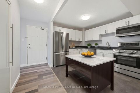 Photo 5 at 901 - 200 Bay Street, Ottawa Centre