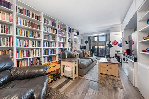 Photo 14 at 901 - 200 Bay Street, Ottawa Centre