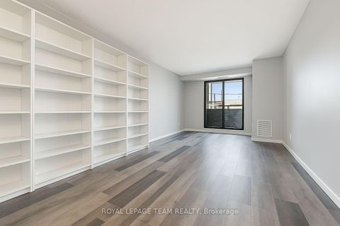 Photo 15 at 901 - 200 Bay Street, Ottawa Centre