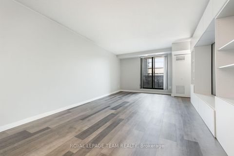 Photo 18 at 901 - 200 Bay Street, Ottawa Centre