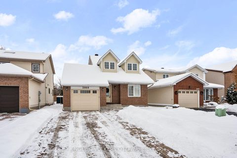 Photo 2 at 2060 Gardenway Drive, Fallingbrook/Gardenway South, Orleans