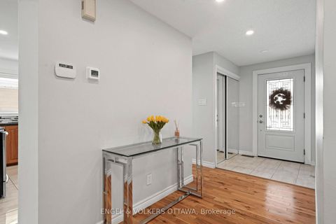 Photo 3 at 2060 Gardenway Drive, Fallingbrook/Gardenway South, Orleans