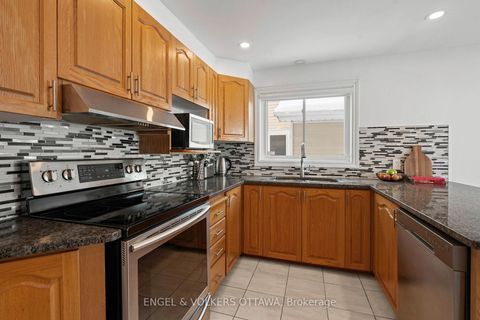 Photo 7 at 2060 Gardenway Drive, Fallingbrook/Gardenway South, Orleans