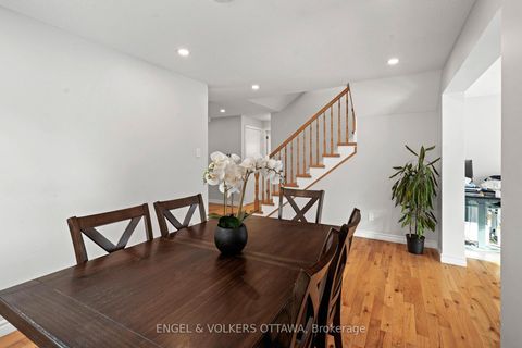 Photo 13 at 2060 Gardenway Drive, Fallingbrook/Gardenway South, Orleans