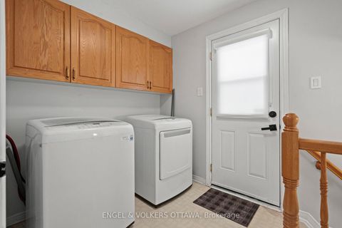 Photo 20 at 2060 Gardenway Drive, Fallingbrook/Gardenway South, Orleans