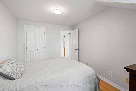 Photo 28 at 2060 Gardenway Drive, Fallingbrook/Gardenway South, Orleans