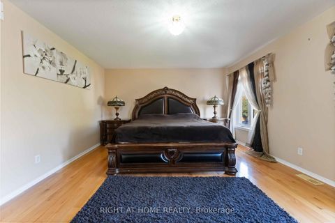 Photo 13 at 160 Grassy Plains Drive, Emerald Meadows/Trailwest, Kanata