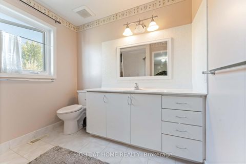 Photo 14 at 160 Grassy Plains Drive, Emerald Meadows/Trailwest, Kanata