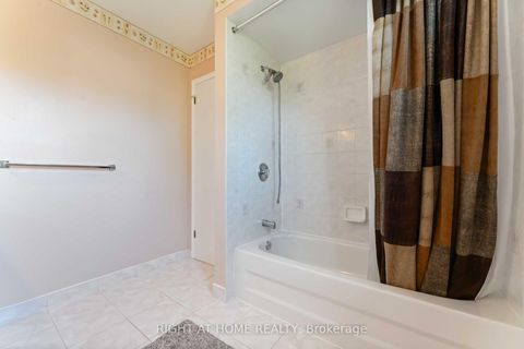 Photo 15 at 160 Grassy Plains Drive, Emerald Meadows/Trailwest, Kanata