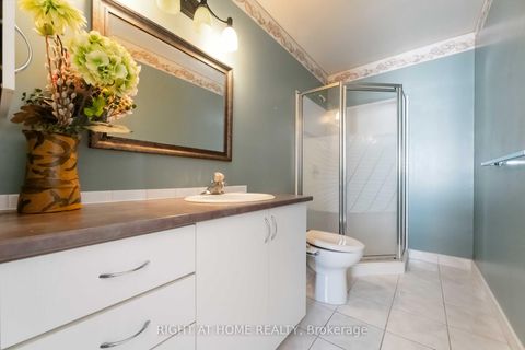 Photo 16 at 160 Grassy Plains Drive, Emerald Meadows/Trailwest, Kanata