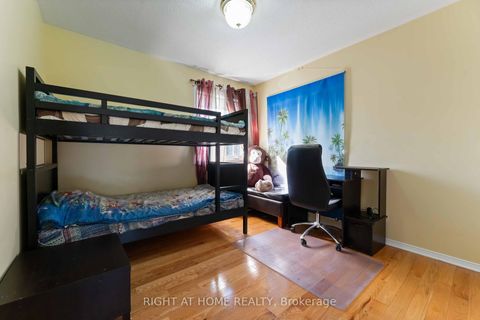 Photo 18 at 160 Grassy Plains Drive, Emerald Meadows/Trailwest, Kanata