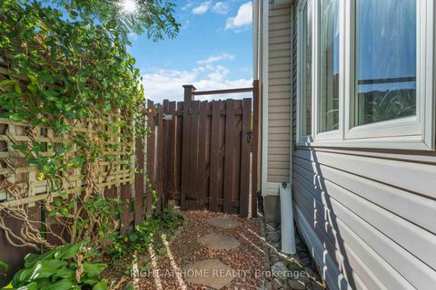 Photo 24 at 160 Grassy Plains Drive, Emerald Meadows/Trailwest, Kanata