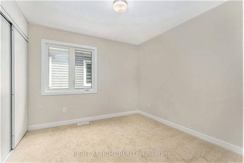 Photo 18 at 73 Hackamore Crescent, Goulbourn Twp From Franktown Rd/South To Rideau, Stittsville