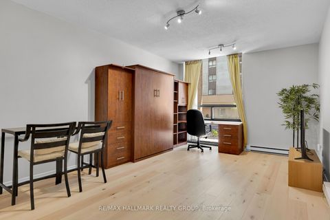 Photo 2 at 104 - 475 Laurier Avenue W, Ottawa Centre