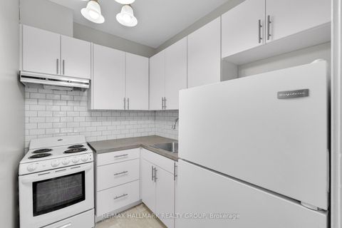 Photo 6 at 104 - 475 Laurier Avenue W, Ottawa Centre