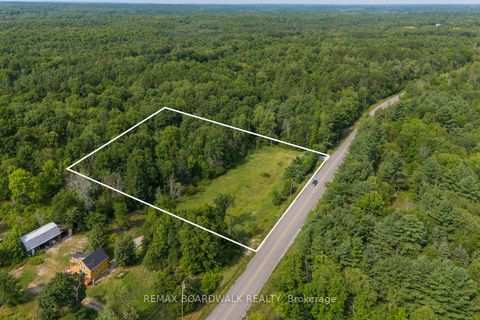 Photo 14 at 752 Bennett Lake Road, Bathurst/Burgess & Sherbrooke (Bathurst) Twp, Tay Valley
