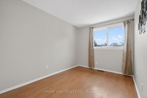 Photo 21 at 6885 Bilberry Drive, Convent Glen North, Orleans