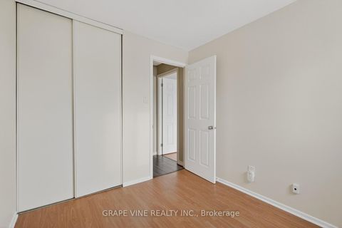 Photo 24 at 6885 Bilberry Drive, Convent Glen North, Orleans