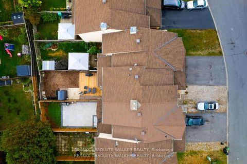 Photo 34 at 108 Cedarock Drive, Bridlewood, Kanata