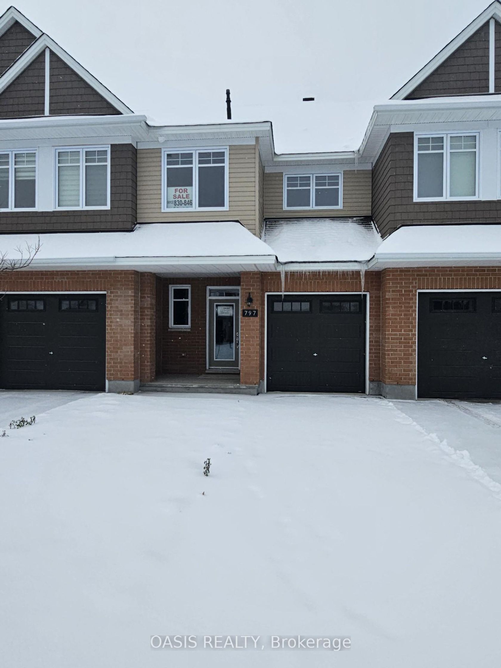 797 Antonio Farley Street, Camelot, Orleans 2