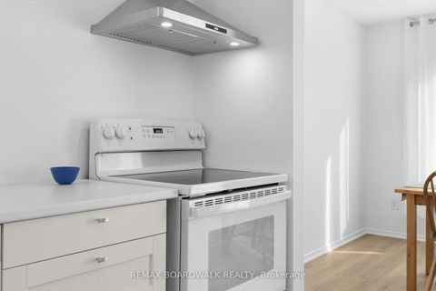 Photo 16 at 12 Selye Crescent, Beaverbrook, Kanata