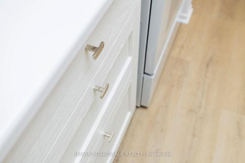 Photo 17 at 12 Selye Crescent, Beaverbrook, Kanata