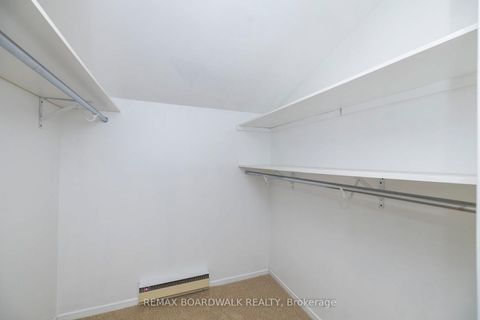 Photo 22 at 12 Selye Crescent, Beaverbrook, Kanata