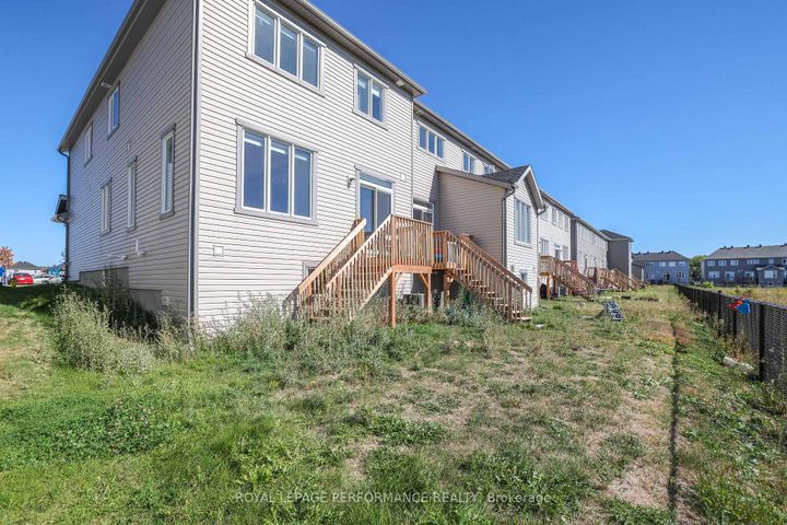 Photo 27 at 116 Main Halyard Lane, Nepean (Half Moon Bay), Ottawa