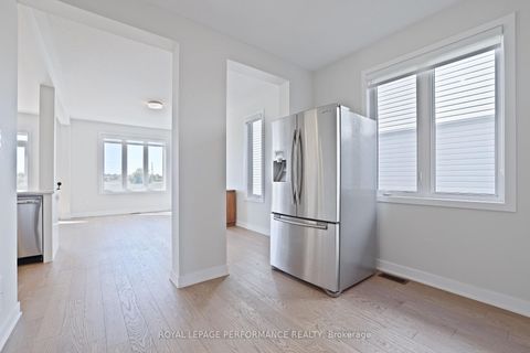 Photo 4 at 116 Main Halyard Lane, Nepean (Half Moon Bay), Ottawa