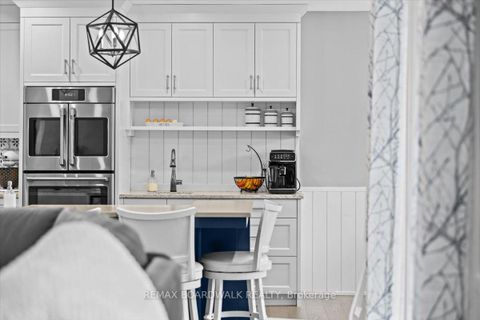 Photo 9 at 2440 Emmett Road, Cumberland West, Orleans