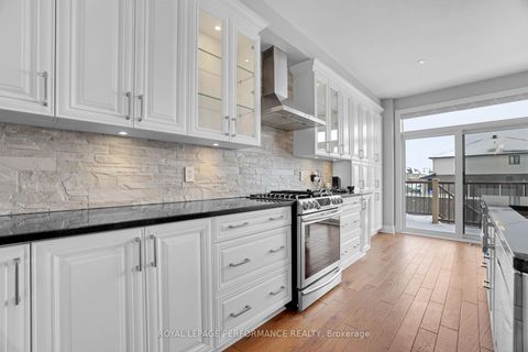 Photo 18 at 508 YELLOW BIRCH Street, Mer Bleue/Bradley Estates/Anderson Park, Orleans