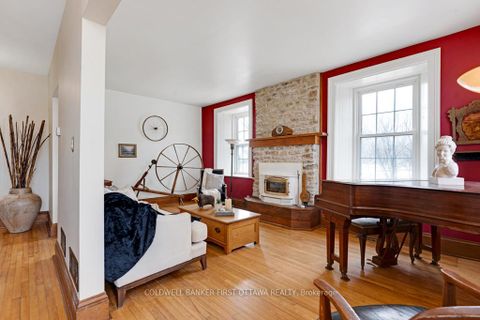 Photo 4 at 28 South Street, Drummond/North Elmsley (North Elmsley) Twp, Drummond/North Elmsley