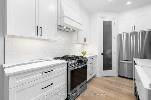 Photo 9 at 432 Gidran Circle, Emerald Meadows/Trailwest, Kanata